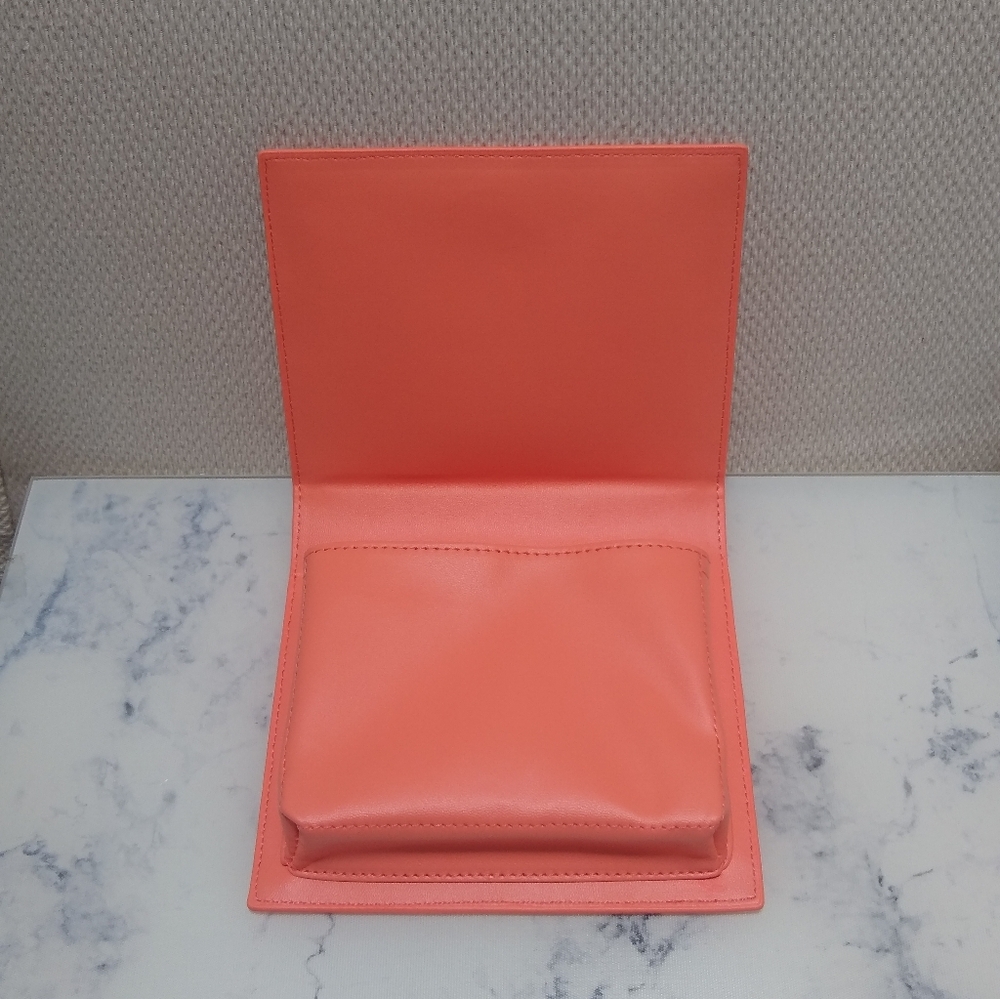 Chanel Makeup Takeaways The Nature Getaway Limited Edition Pouch Clutch - Picture 8 of 11